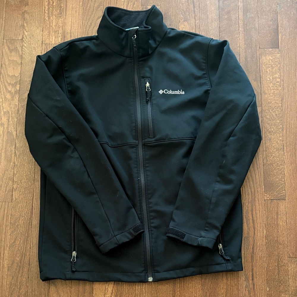 Columbia Men's Black Performance Jacket